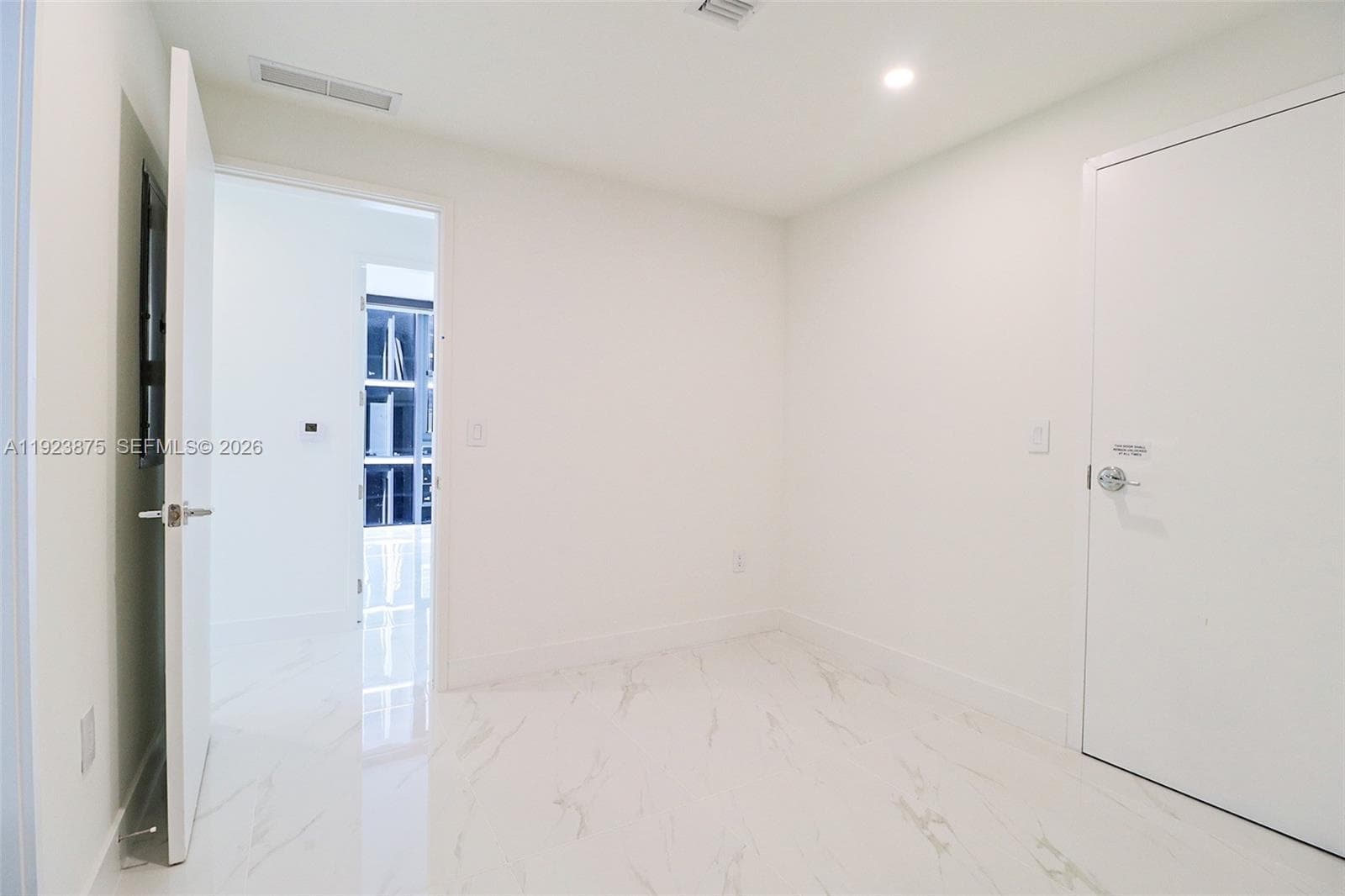 700 NE 24 st # 4201, Miami FL 33137 — 56