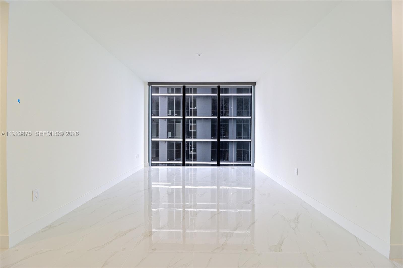 700 NE 24 st # 4201, Miami FL 33137 — 42