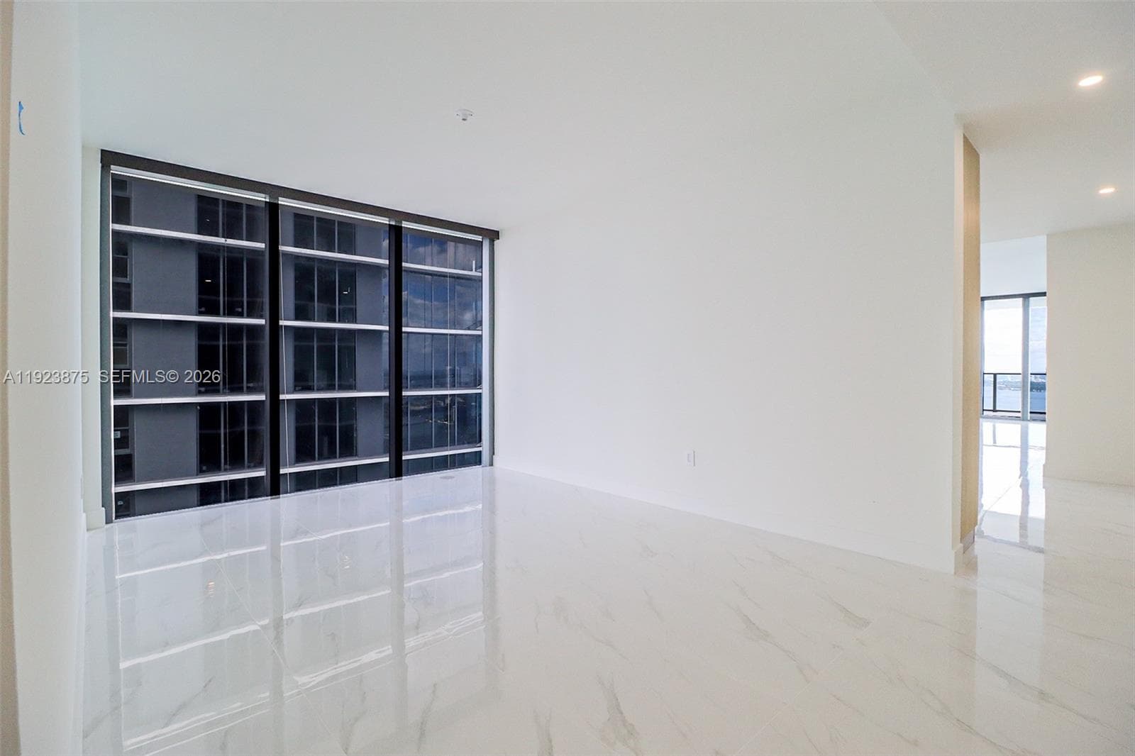 700 NE 24 st # 4201, Miami FL 33137 — 43