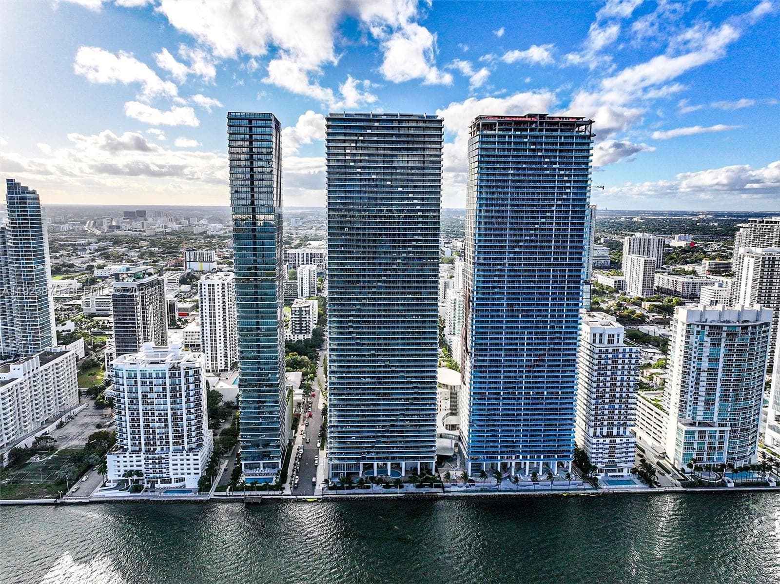 700 NE 24 st # 4201, Miami FL 33137 — 80