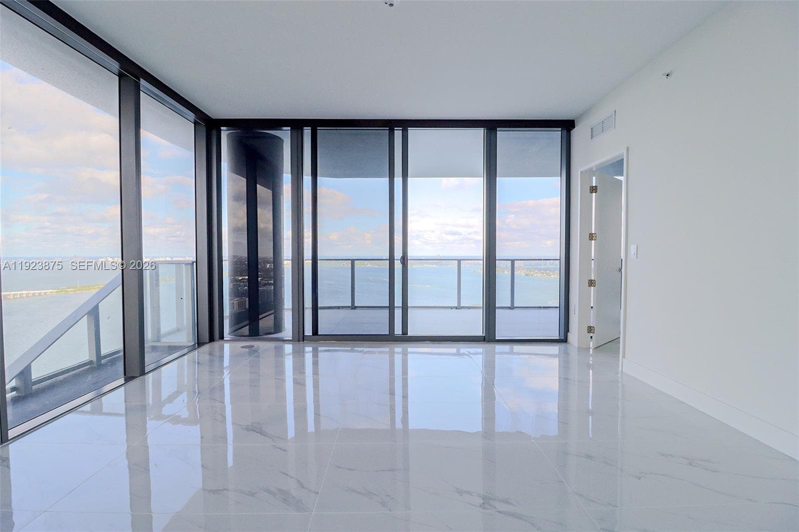 700 NE 24 st # 4201, Miami FL 33137 — 71