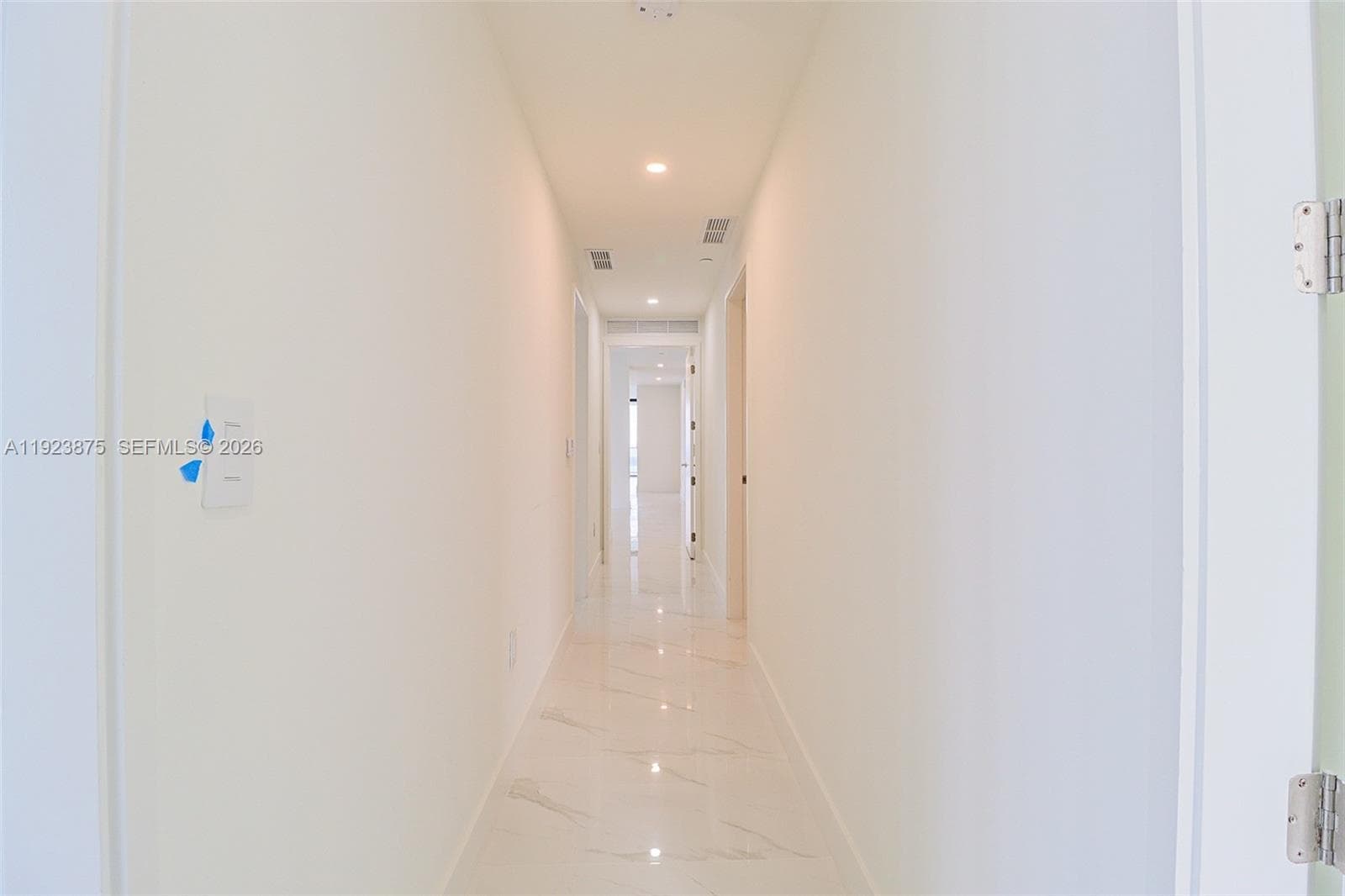 700 NE 24 st # 4201, Miami FL 33137 — 60