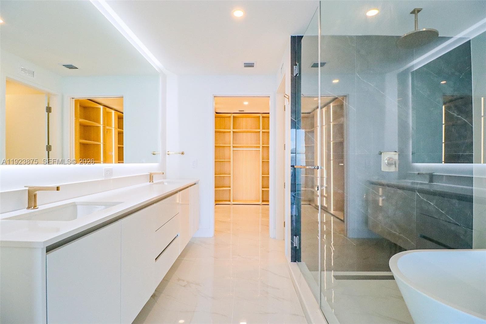 700 NE 24 st # 4201, Miami FL 33137 — 25