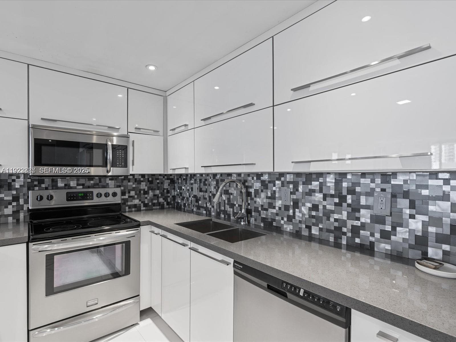 19370 E Collins Ave # 627, Sunny Isles Beach FL 33160 — 6