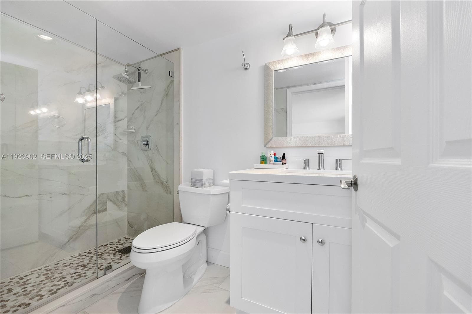 1800 Collins Ave # 11B, Miami Beach FL 33139 — 9
