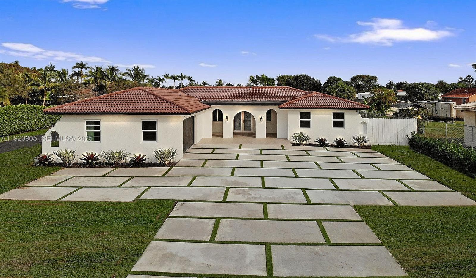 3801 SW 132nd Ave, Miami FL 33175 — 42