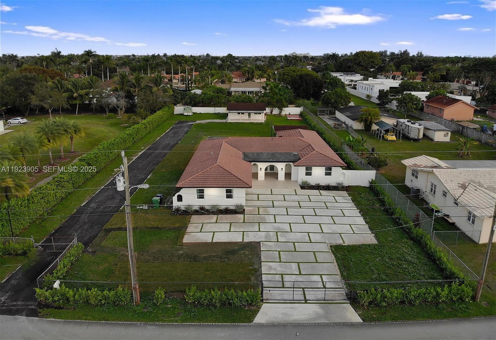 3801 SW 132nd Ave, Miami FL 33175 — 46