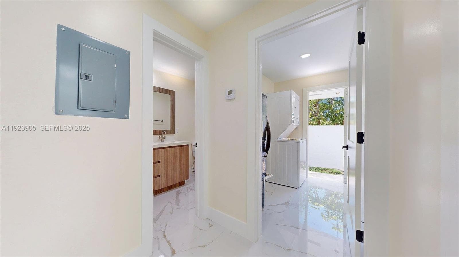 3801 SW 132nd Ave, Miami FL 33175 — 33