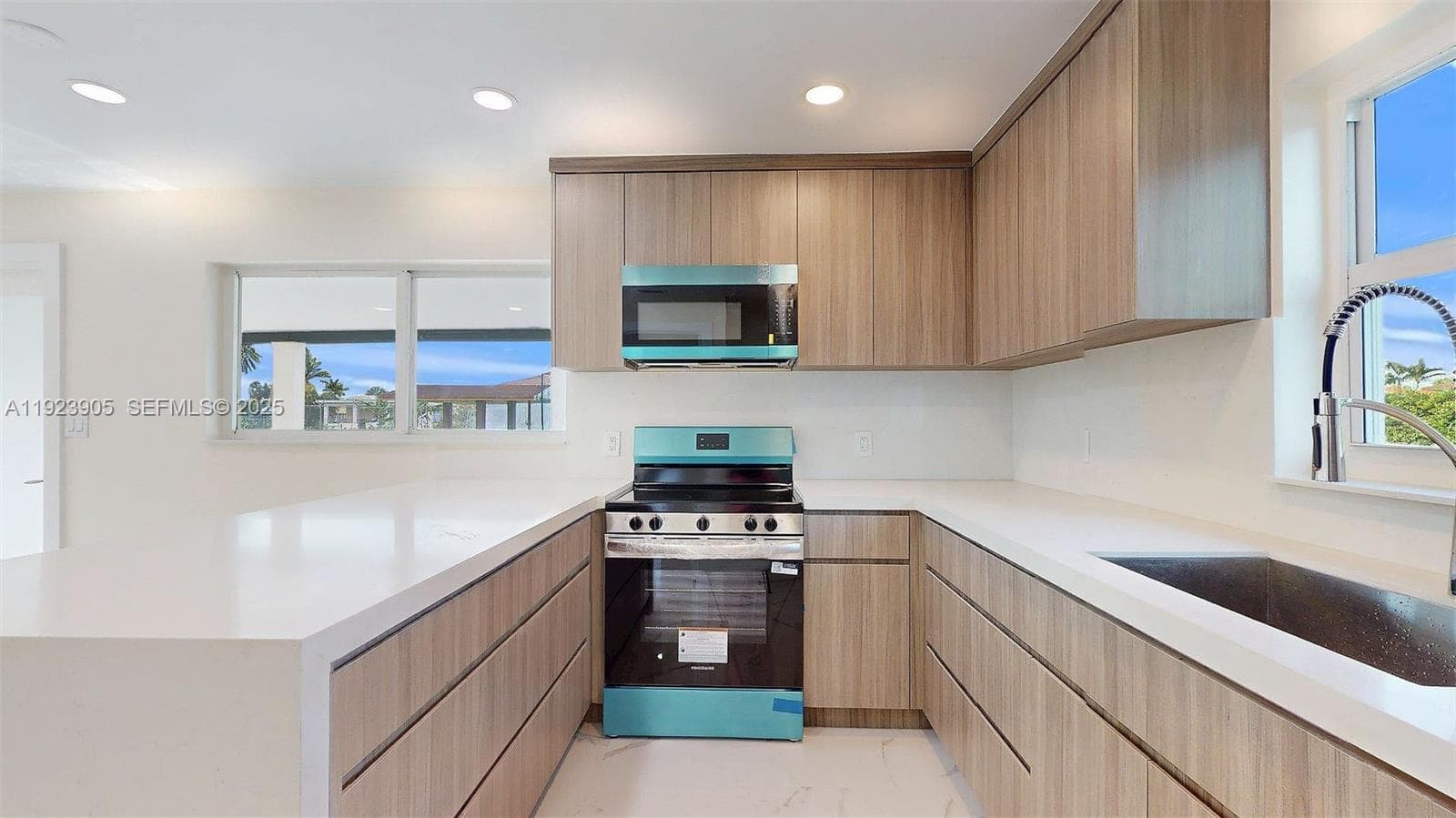 3801 SW 132nd Ave, Miami FL 33175 — 39