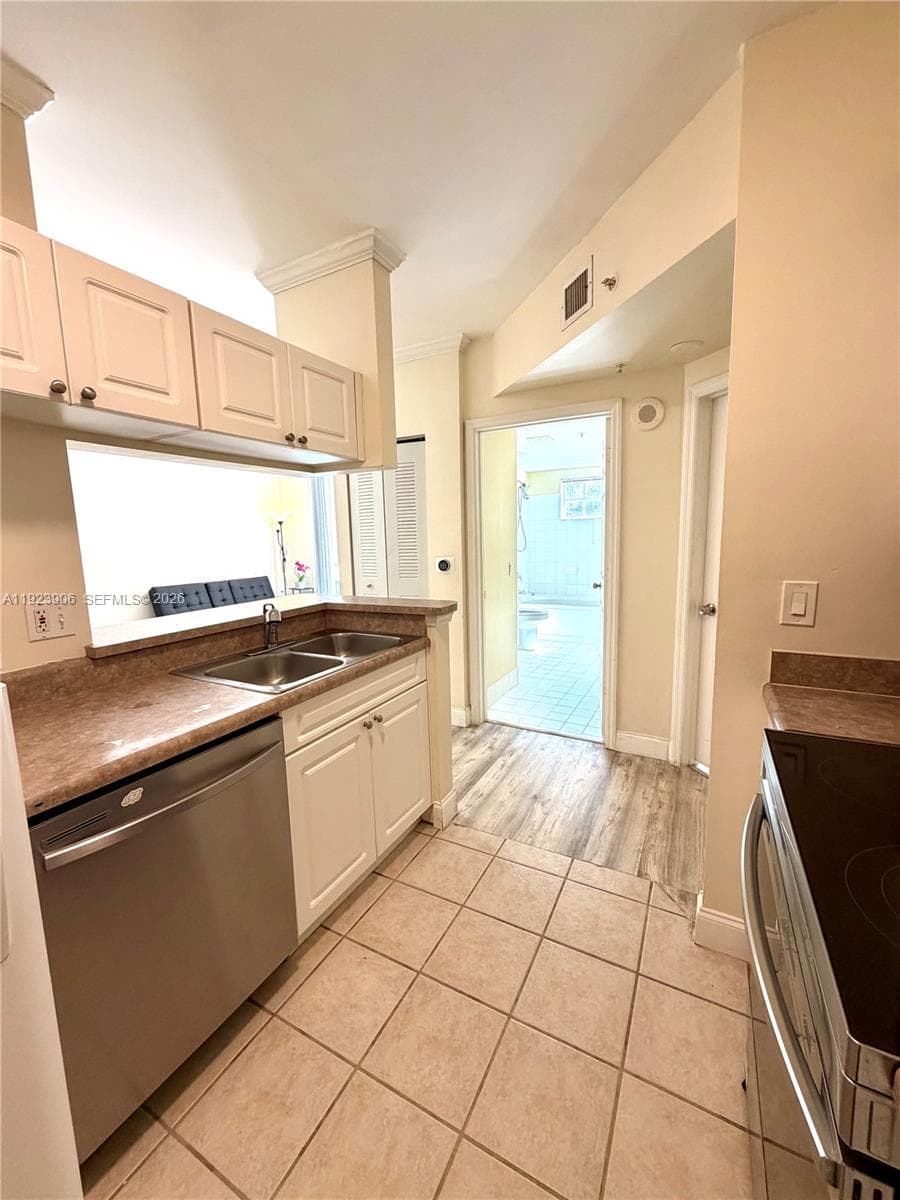 17150 N Bay Rd # 2419, Sunny Isles Beach FL 33160 — 9