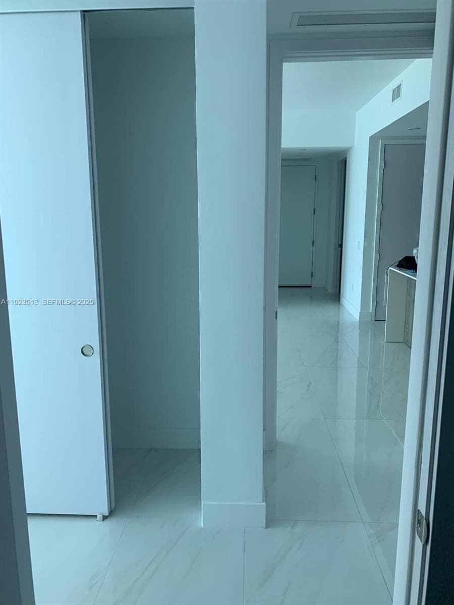 17550 Collins Ave # 1204, Sunny Isles Beach FL 33160 — 33