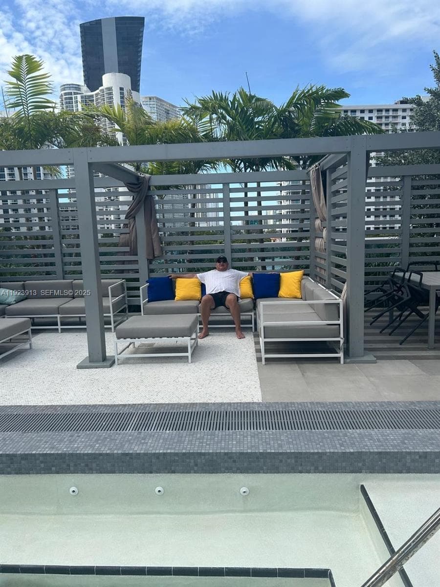 17550 Collins Ave # 1204, Sunny Isles Beach FL 33160 — 44