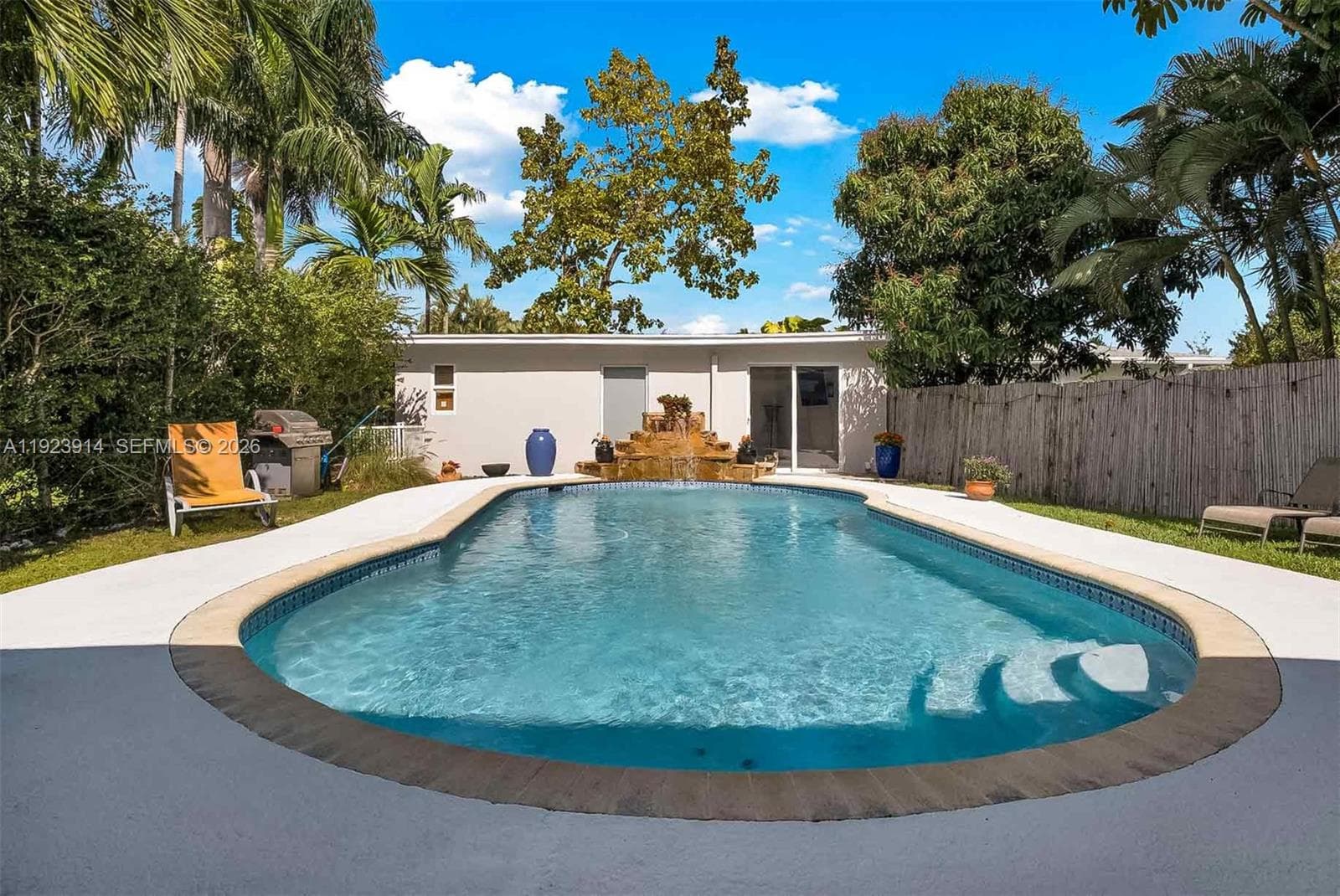 461 NE 115th St, Miami FL 33161 — 7