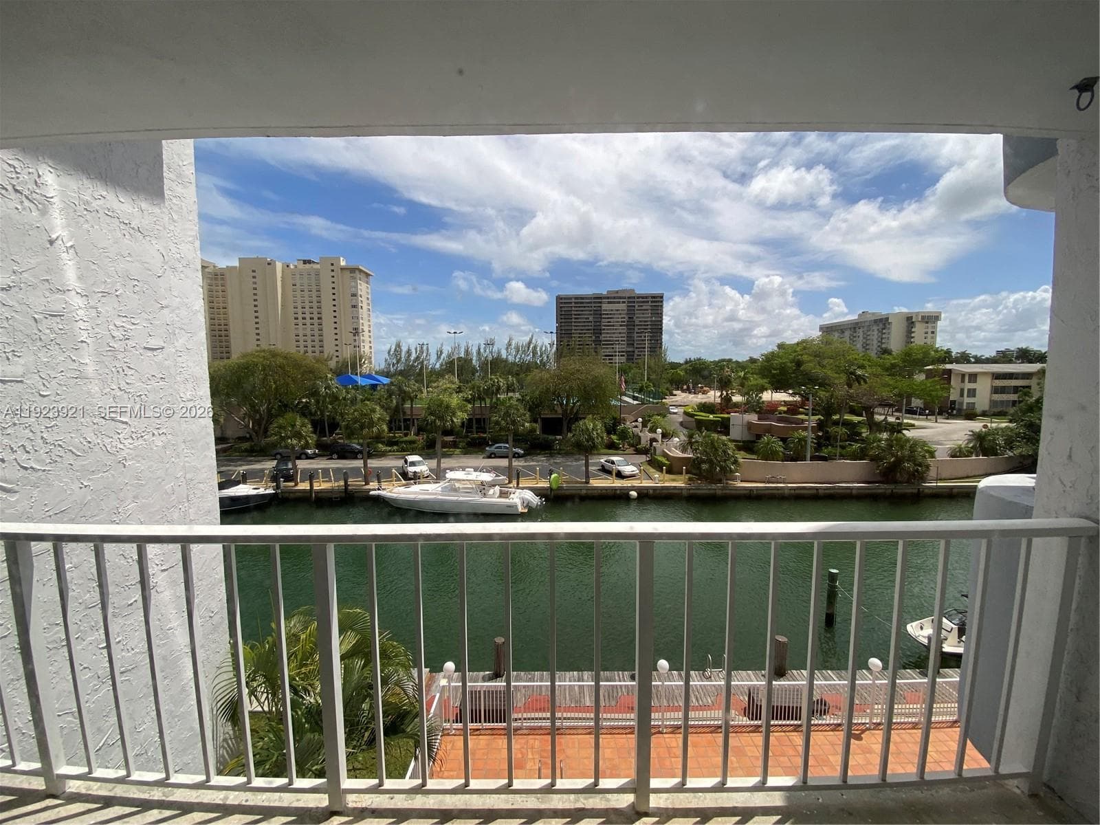 1650 NE 115th St # 405, Miami FL 33181 — 3