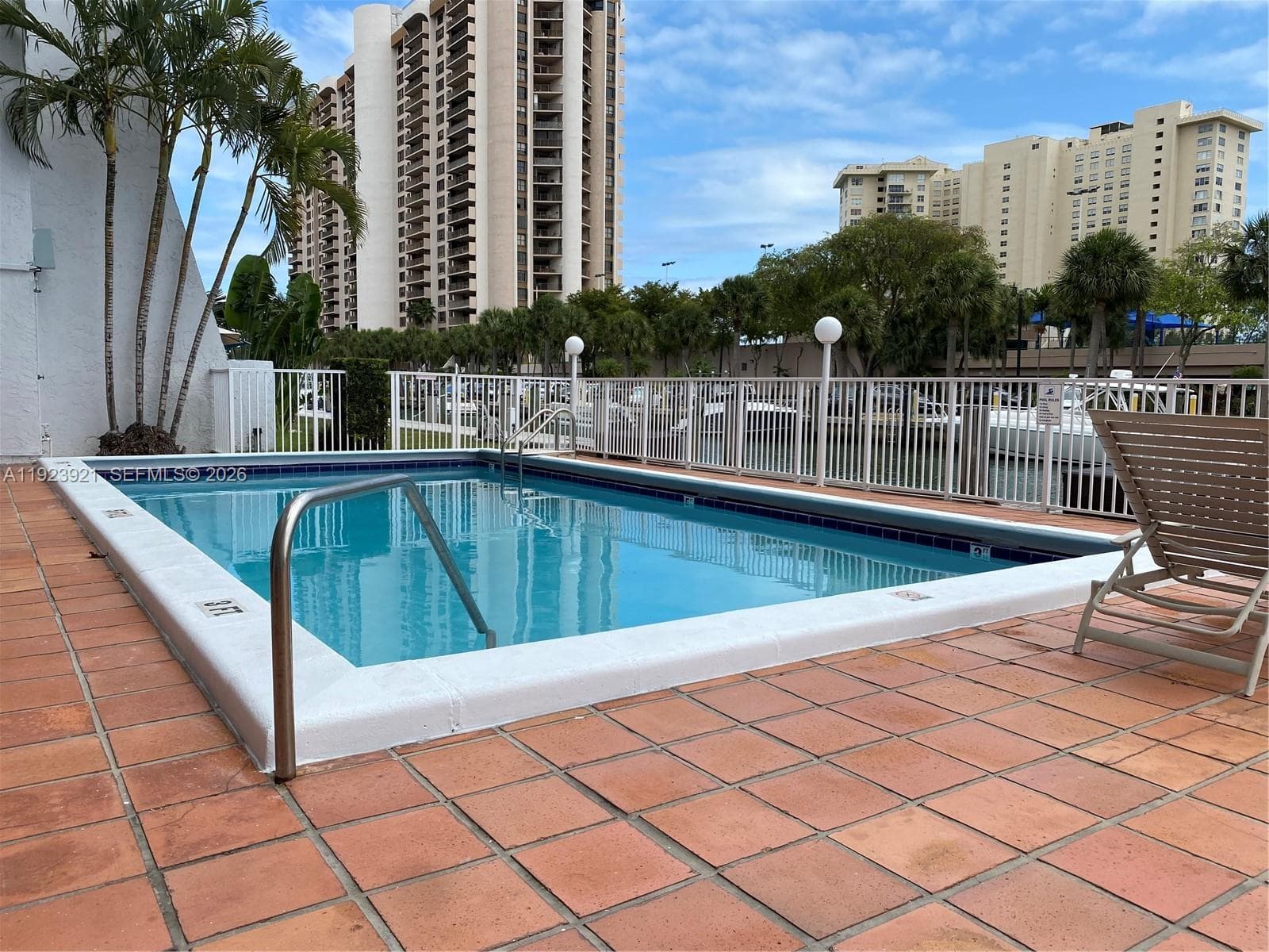 1650 NE 115th St # 405, Miami FL 33181 — 28