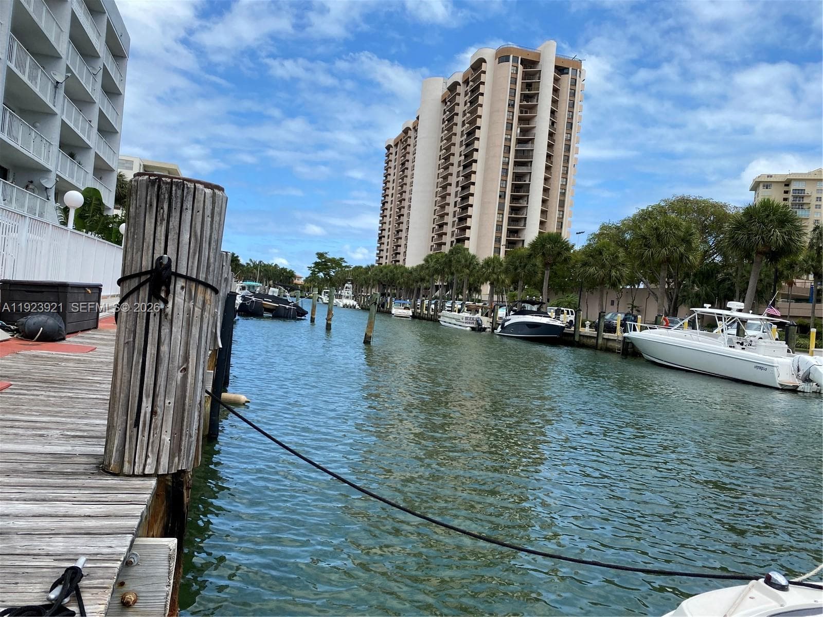 1650 NE 115th St # 405, Miami FL 33181 — 8