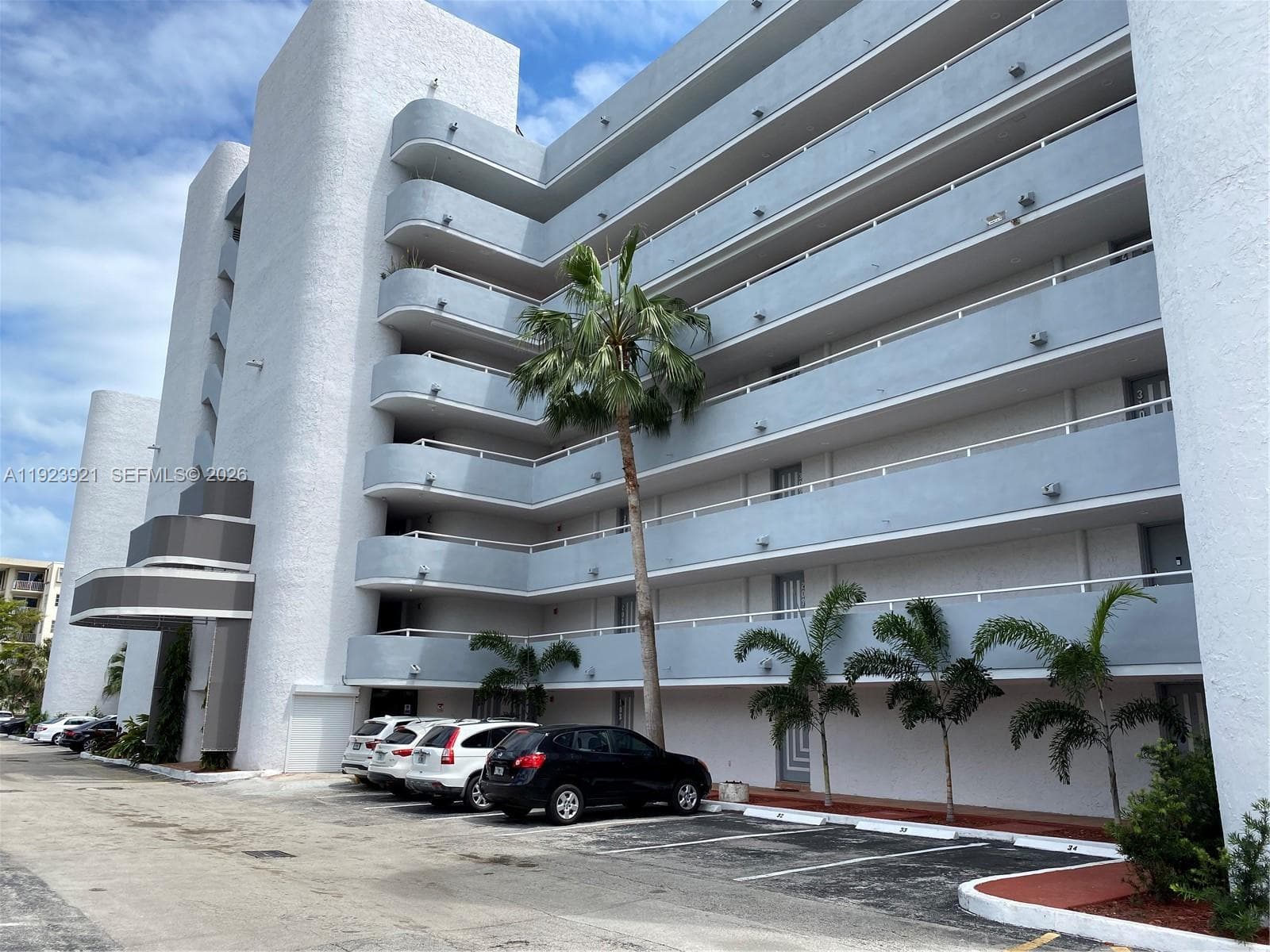 1650 NE 115th St # 405, Miami FL 33181 — 25