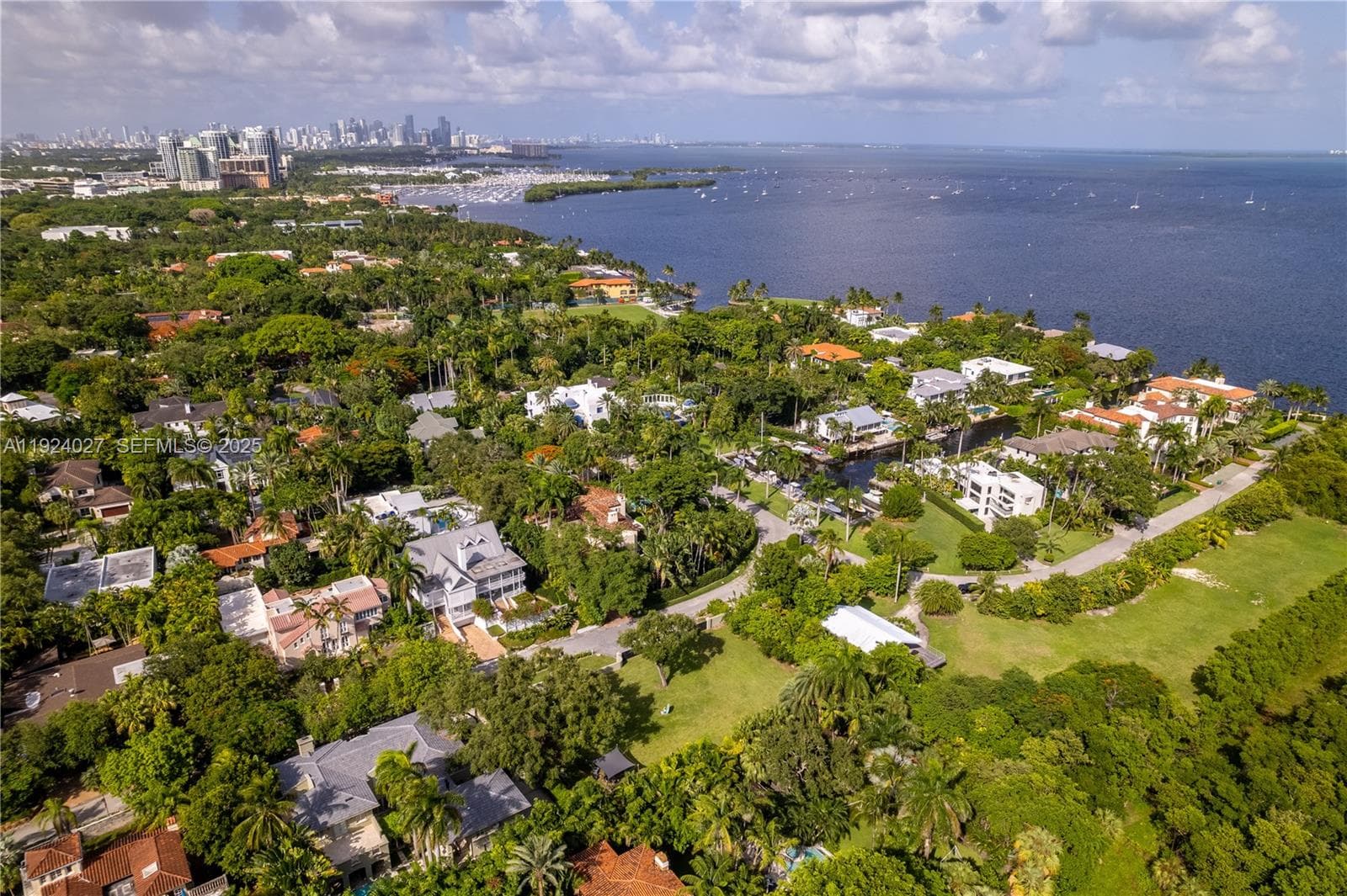 3400 S Moorings Way, Coconut Grove FL 33133 — 11