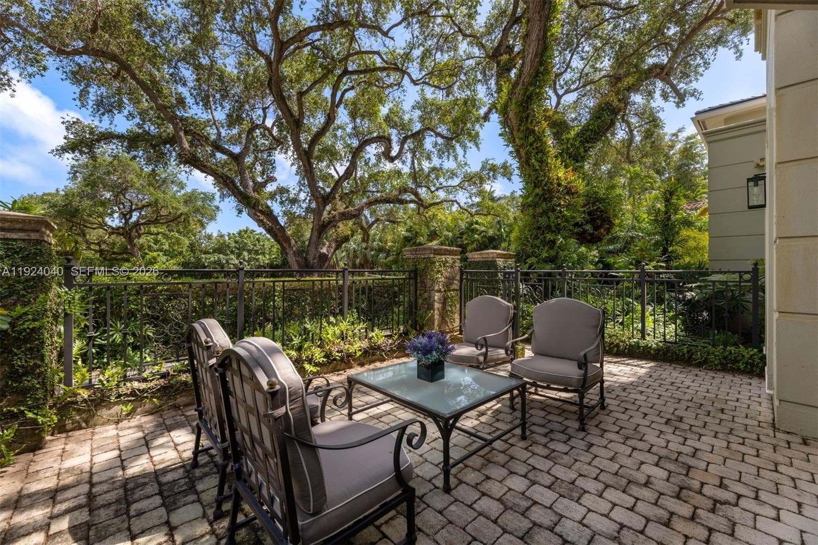 3460 S Moorings Way, Miami FL 33133 — 13
