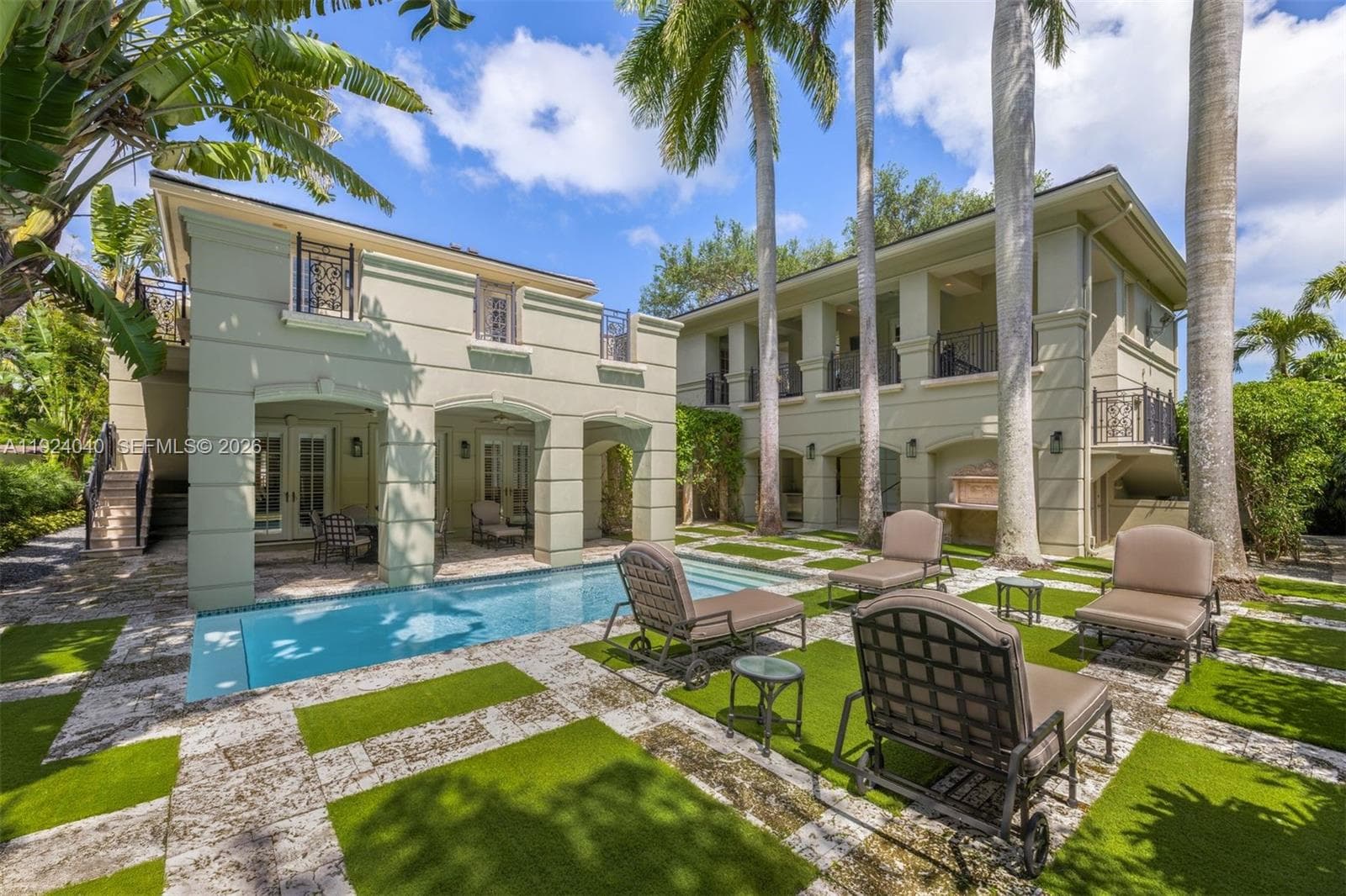 3460 S Moorings Way, Miami FL 33133 — 1