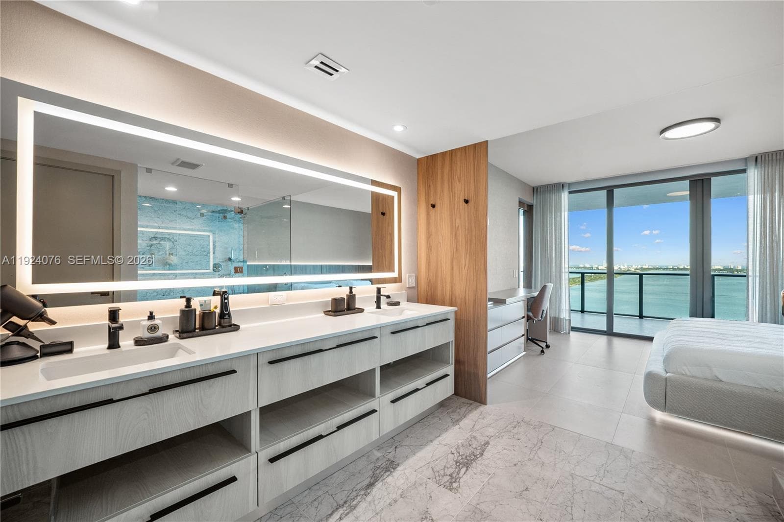 3131 NE 7th Ave # 2805, Miami FL 33137 — 17
