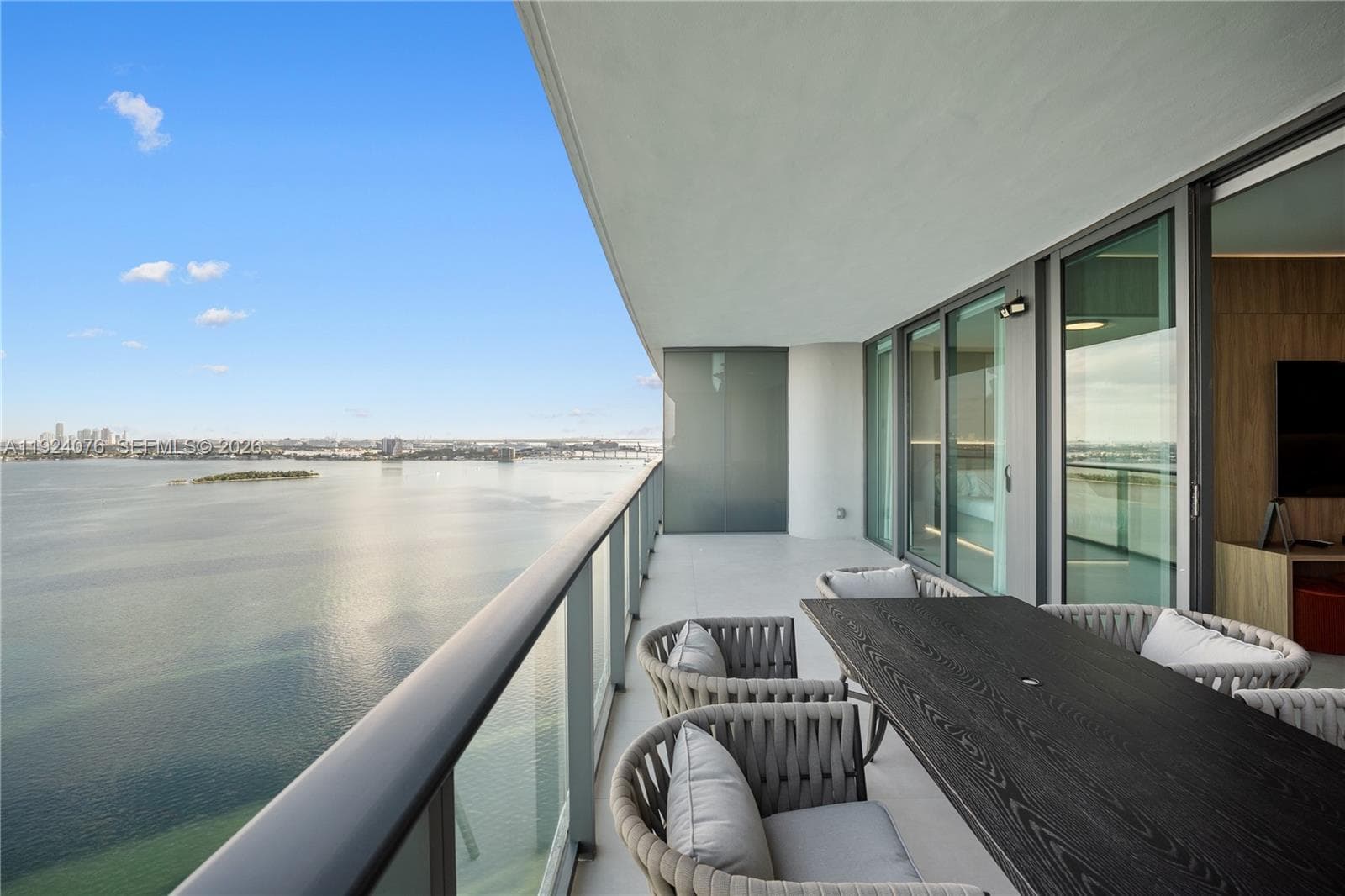 3131 NE 7th Ave # 2805, Miami FL 33137 — 47