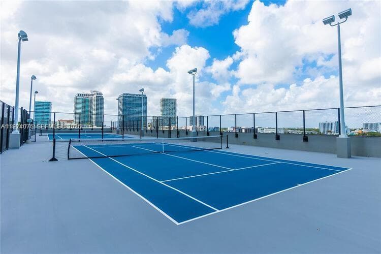 3131 NE 7th Ave # 2805, Miami FL 33137 — 30