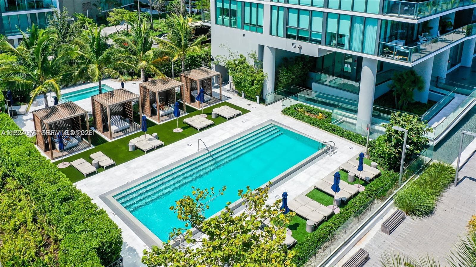 3131 NE 7th Ave # 2805, Miami FL 33137 — 33