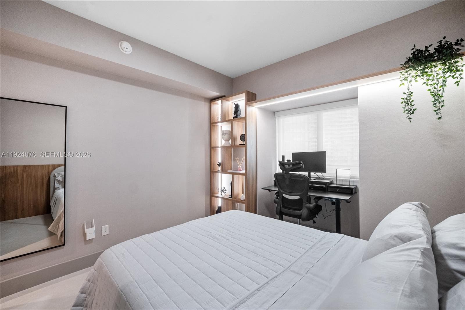 3131 NE 7th Ave # 2805, Miami FL 33137 — 18