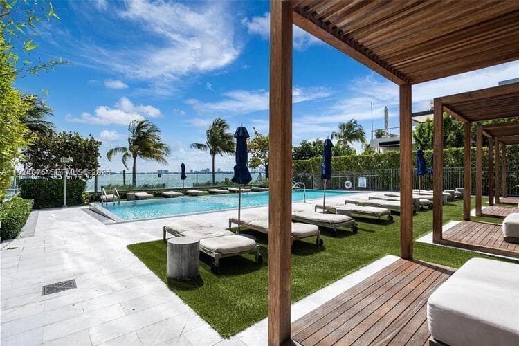 3131 NE 7th Ave # 2805, Miami FL 33137 — 31