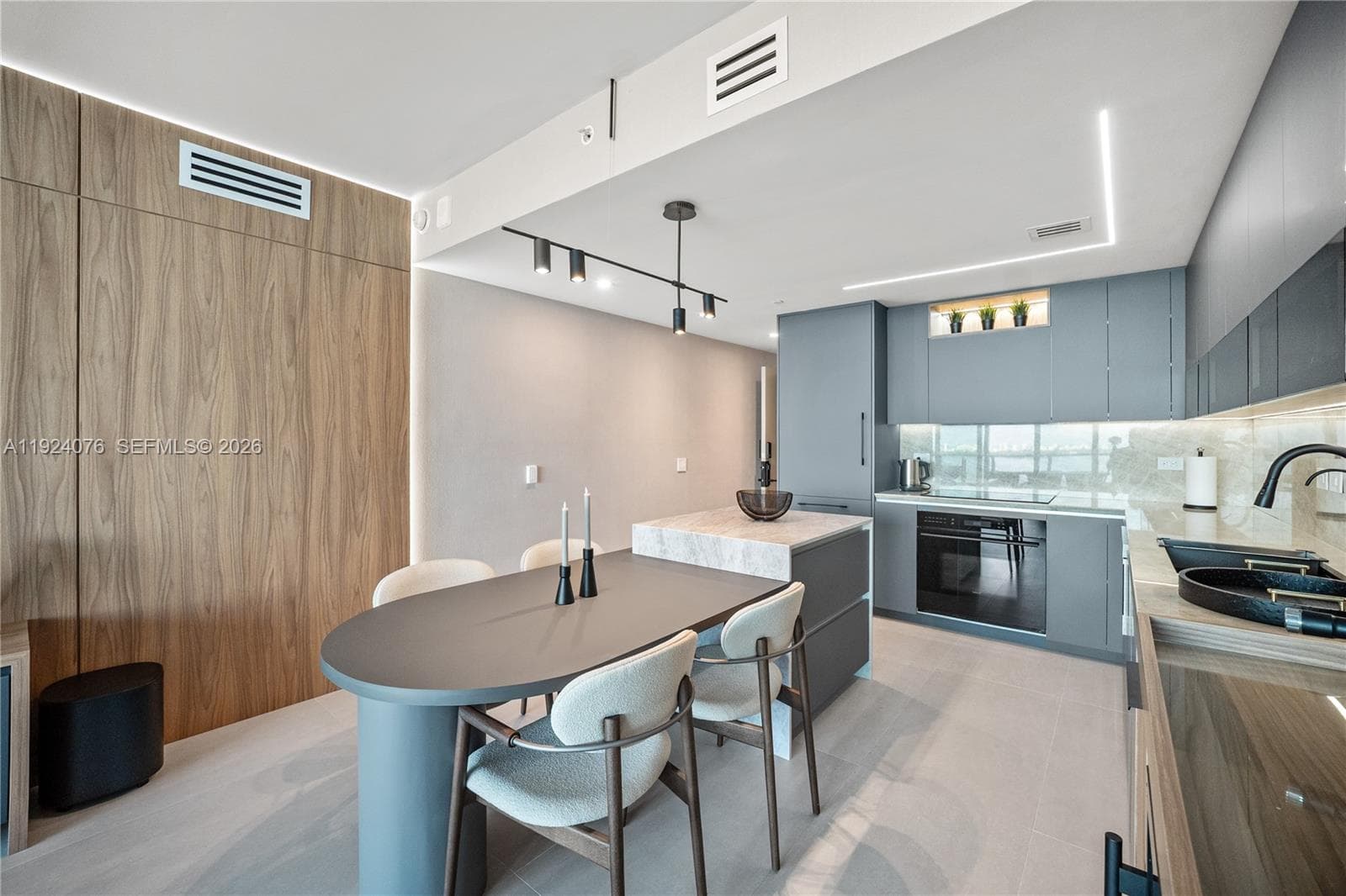3131 NE 7th Ave # 2805, Miami FL 33137 — 4