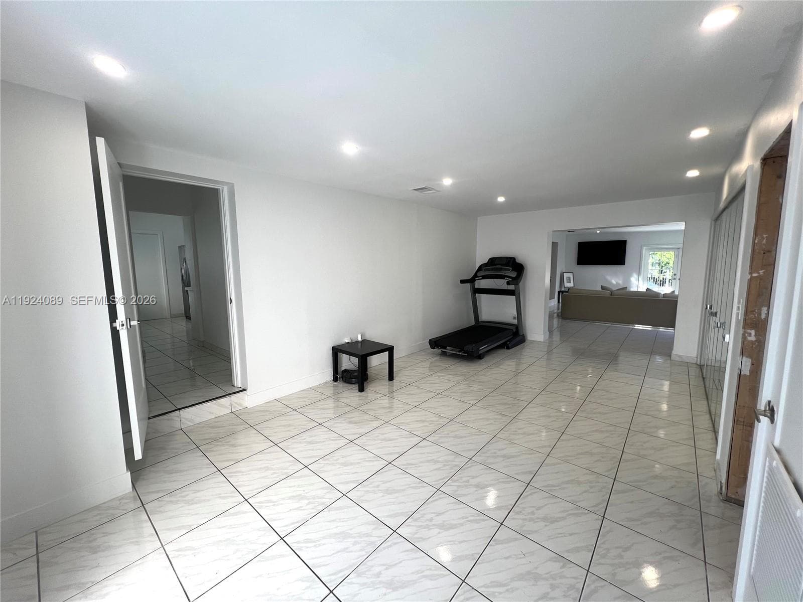 1558 Sevilla Ave, Coral Gables FL 33134 — 27