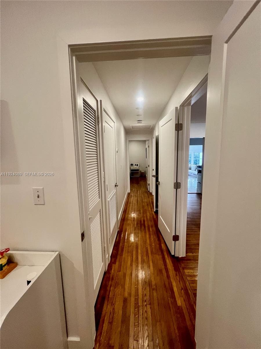 1558 Sevilla Ave, Coral Gables FL 33134 — 20