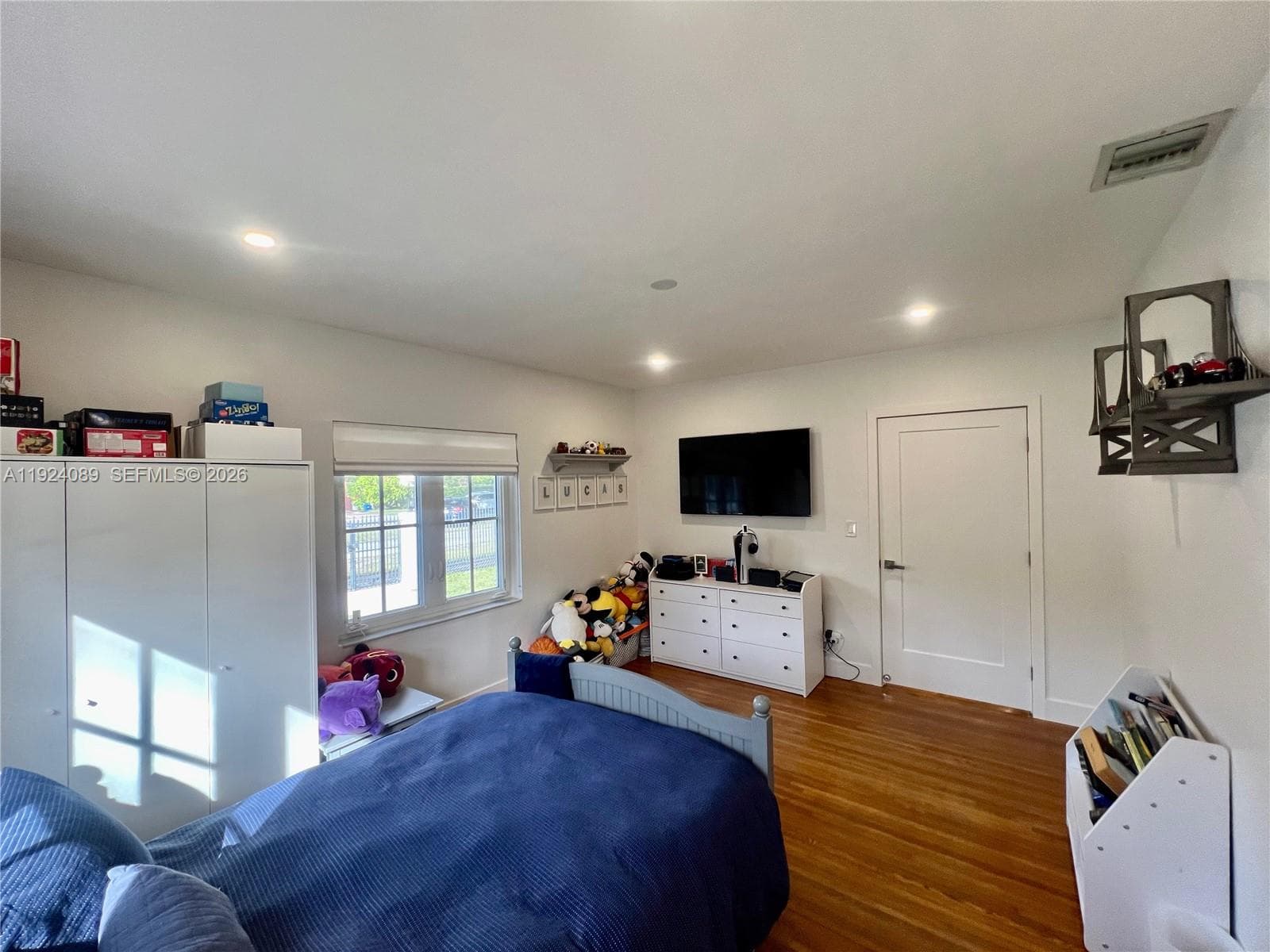 1558 Sevilla Ave, Coral Gables FL 33134 — 24