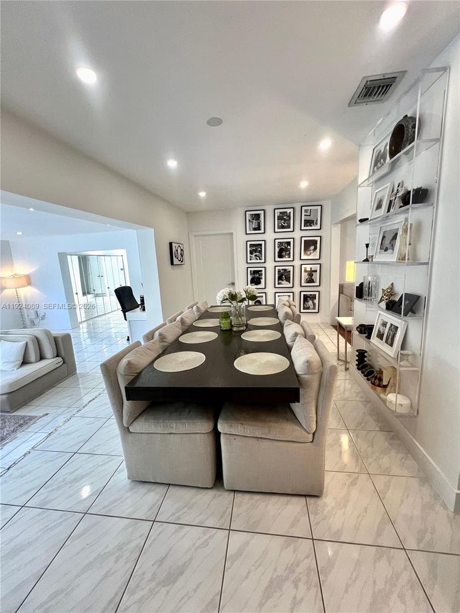 1558 Sevilla Ave, Coral Gables FL 33134 — 10