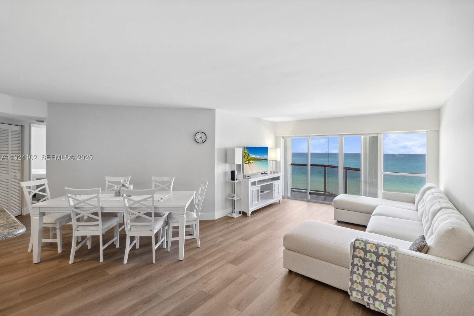 6767 Collins Ave # 909, Miami Beach FL 33141 — 1