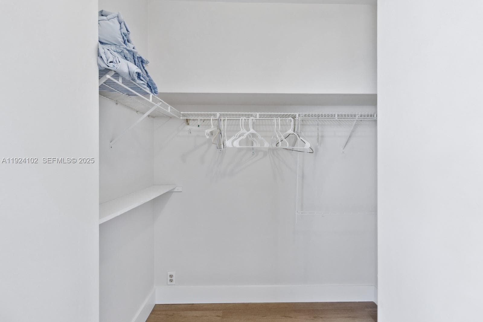 6767 Collins Ave # 909, Miami Beach FL 33141 — 11