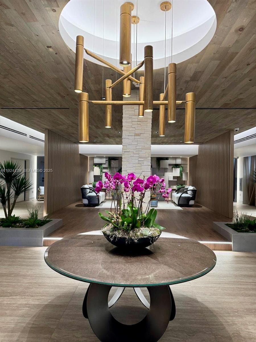 2301 Collins Ave # 636, Miami Beach FL 33139 — 16