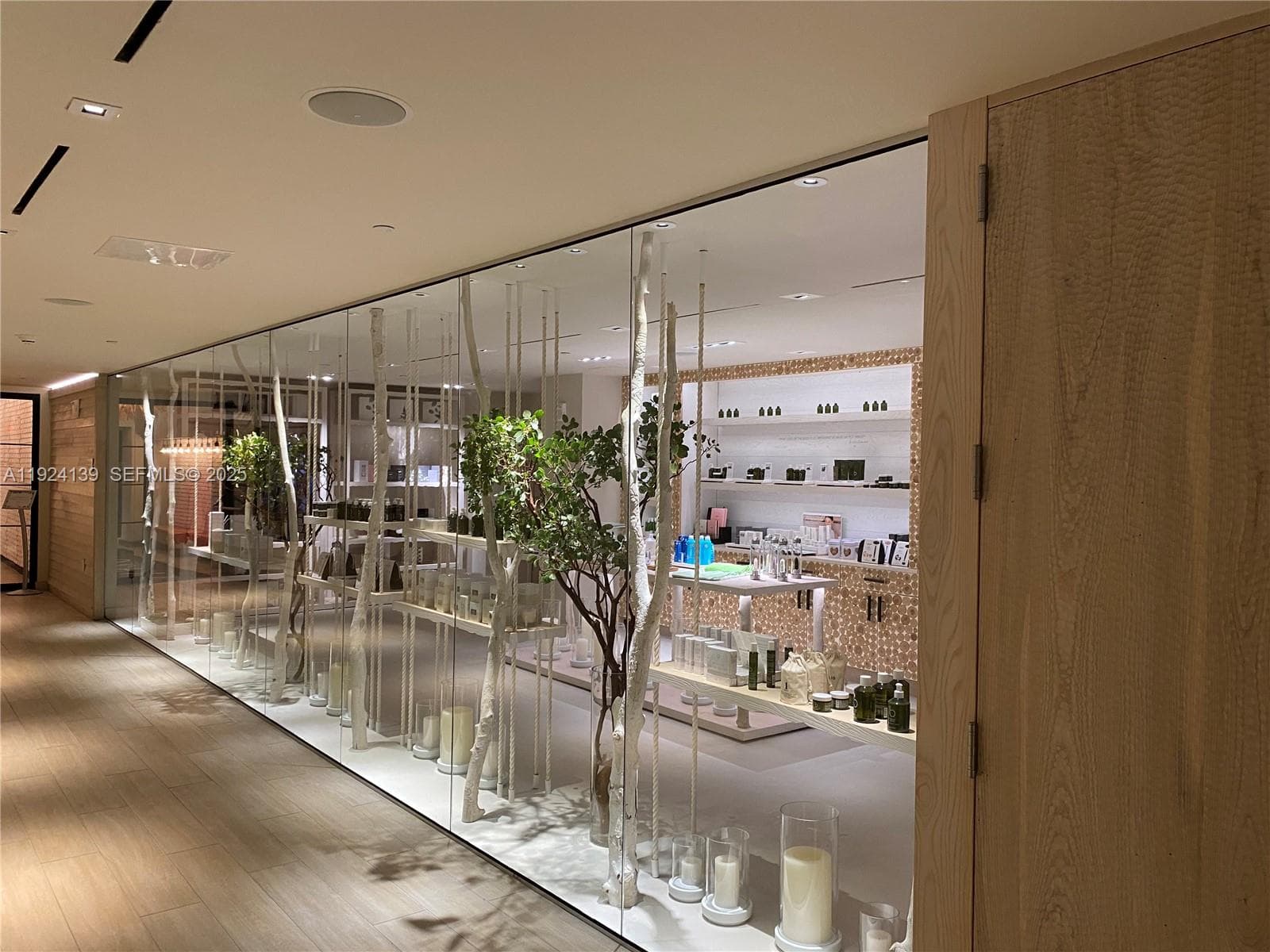 2301 Collins Ave # 636, Miami Beach FL 33139 — 26