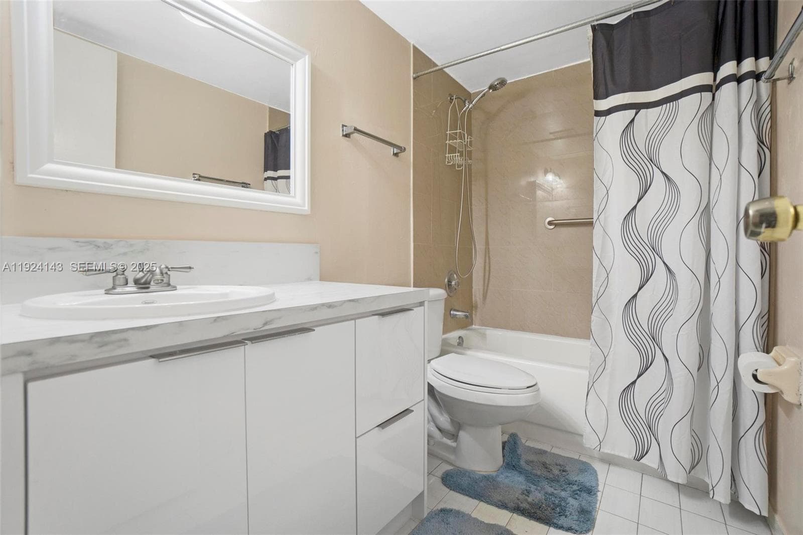 5530 W 26th Ct # 102, Hialeah FL 33016 — 23