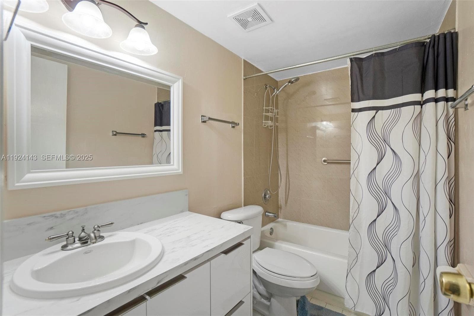 5530 W 26th Ct # 102, Hialeah FL 33016 — 22