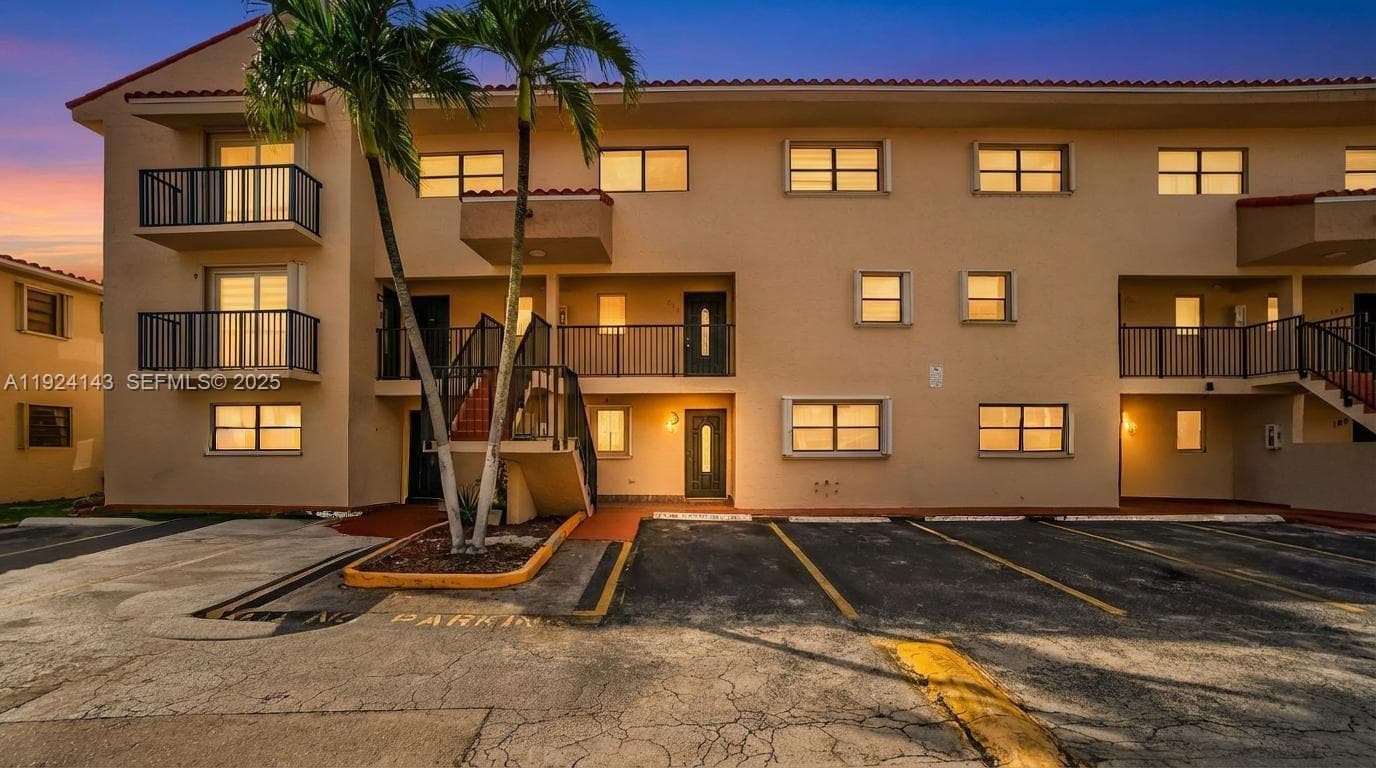 5530 W 26th Ct # 102, Hialeah FL 33016 — 1