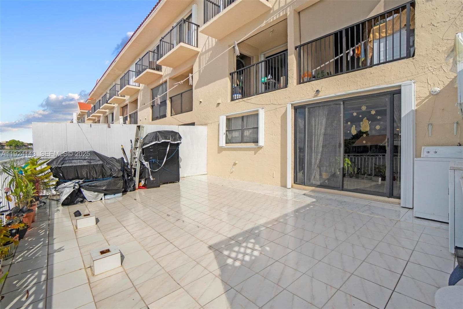 5530 W 26th Ct # 102, Hialeah FL 33016 — 39