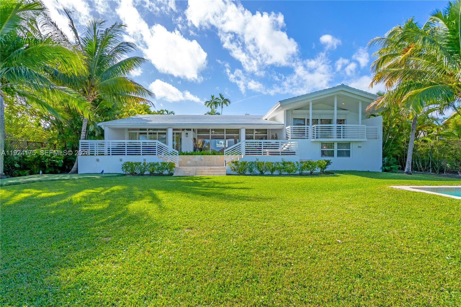 591 N Mashta Dr, Key Biscayne FL 33149 — 1