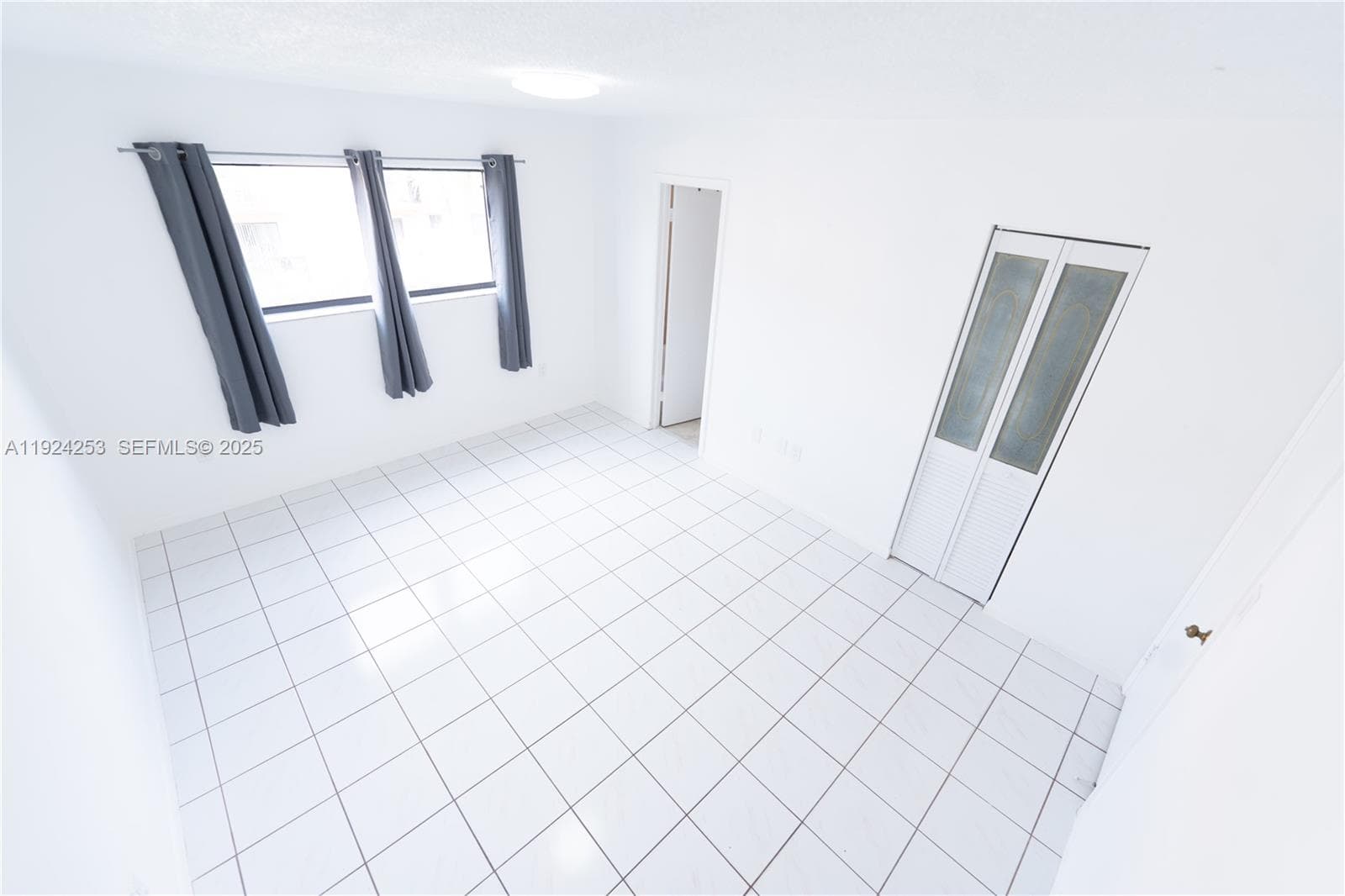 5300 W 21st Ct # 311, Hialeah FL 33016 — 6