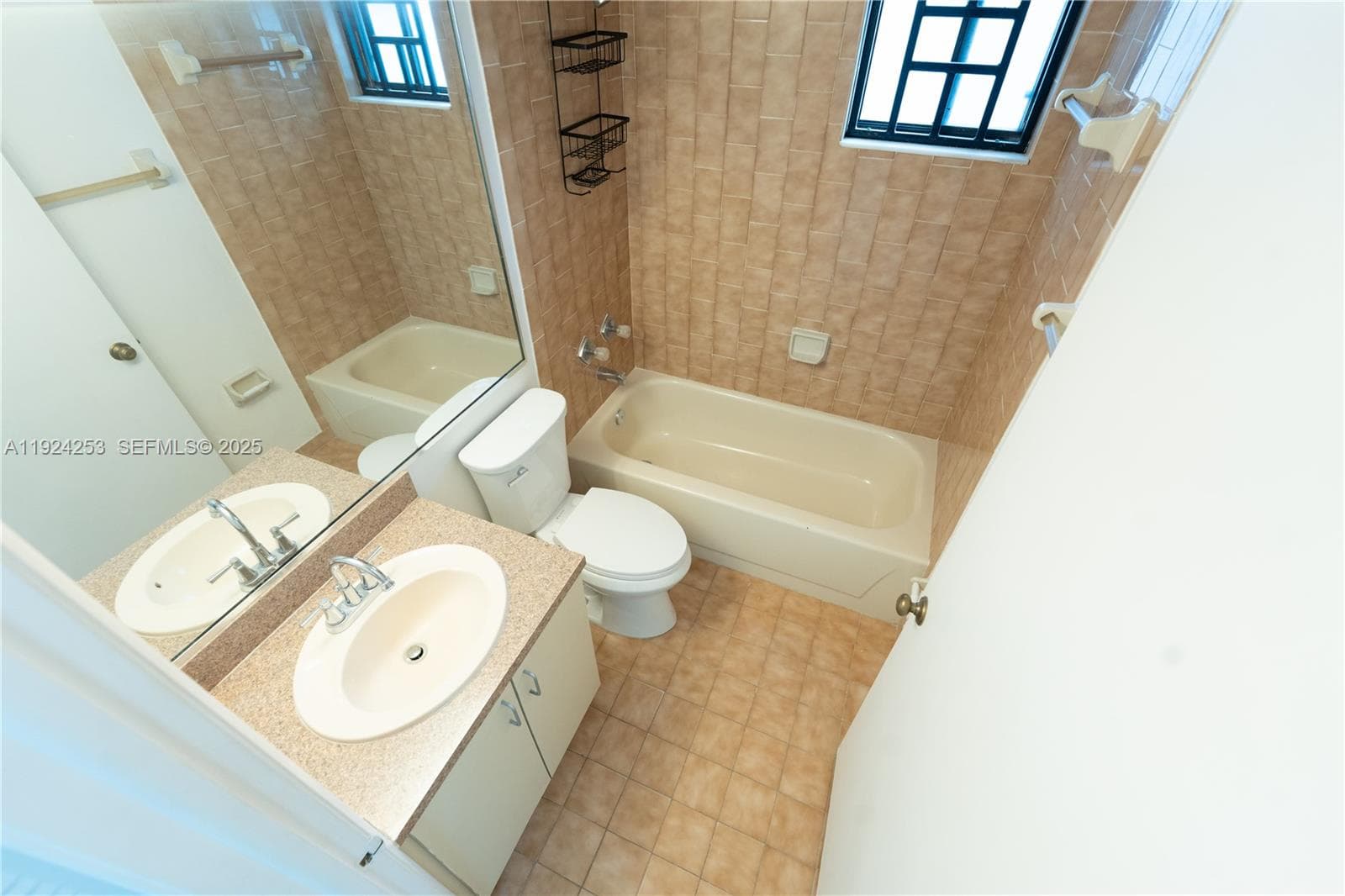 5300 W 21st Ct # 311, Hialeah FL 33016 — 10