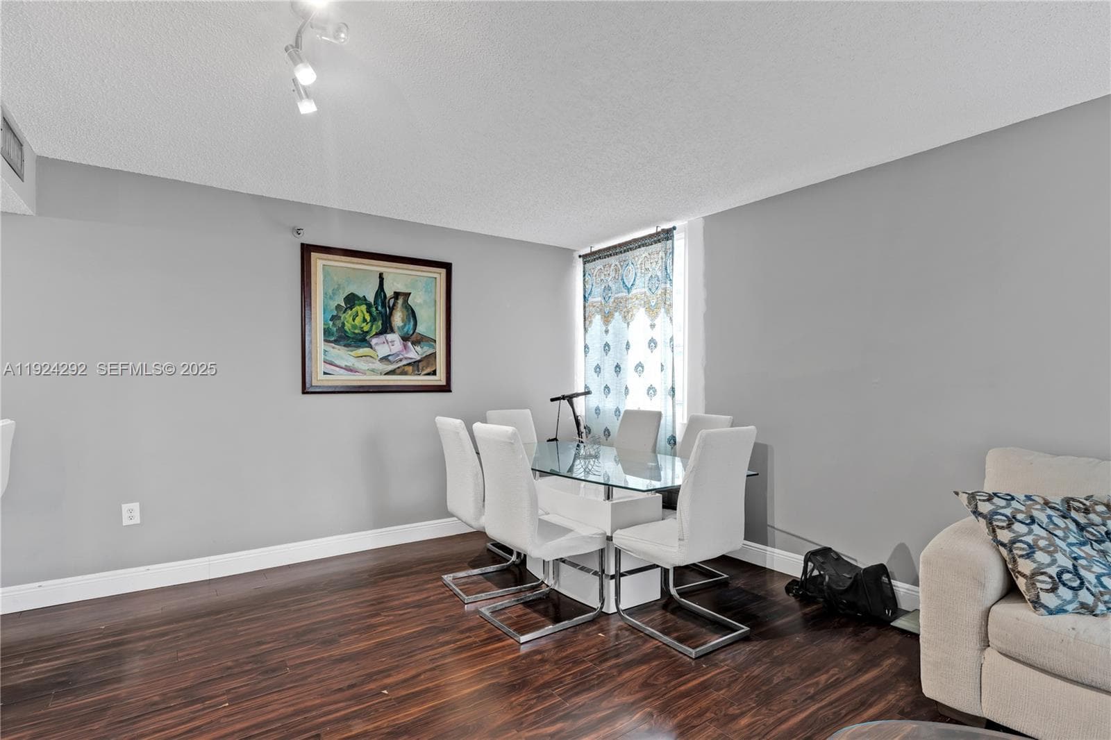 850 N Miami Ave # 408, Miami FL 33136 — 27