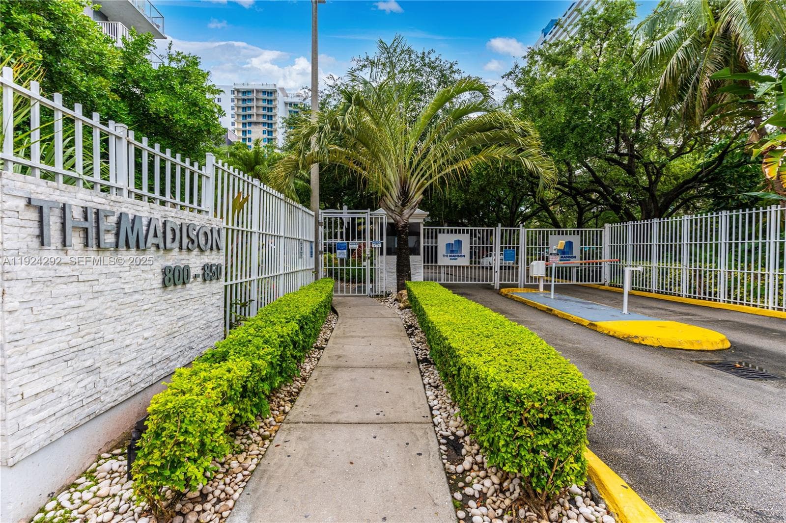 850 N Miami Ave # 408, Miami FL 33136 — 1