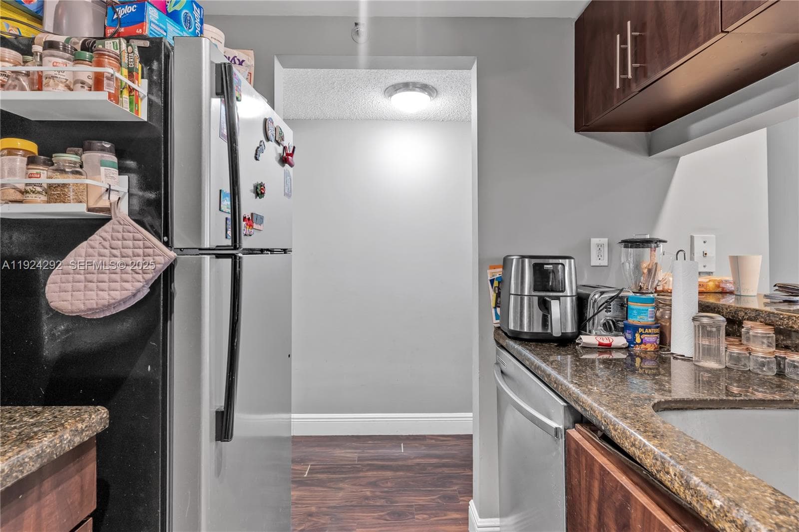 850 N Miami Ave # 408, Miami FL 33136 — 21