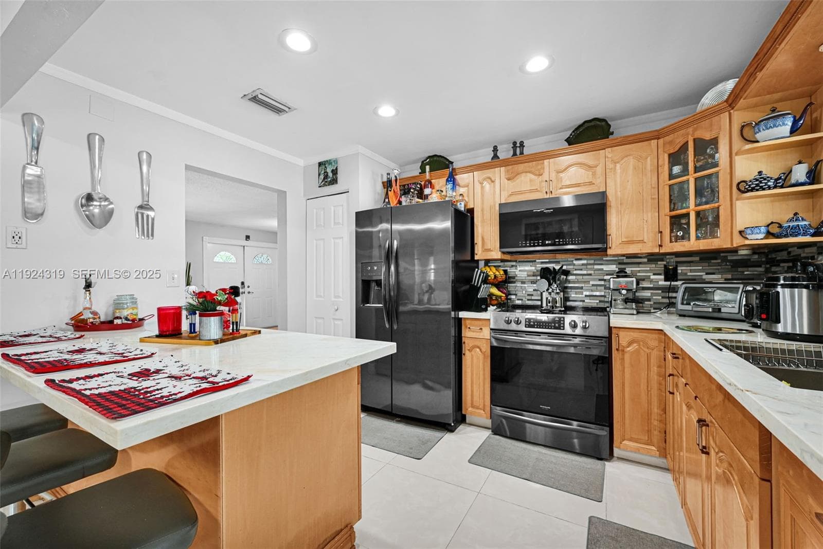 31 NW 133rd Pl, Miami FL 33182 — 13